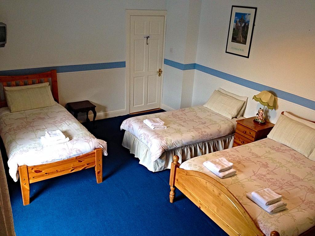 Cashel Town Center Inn Номер фото